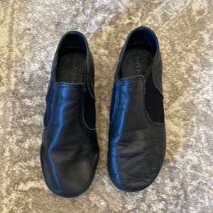 Little girls jazz shoes